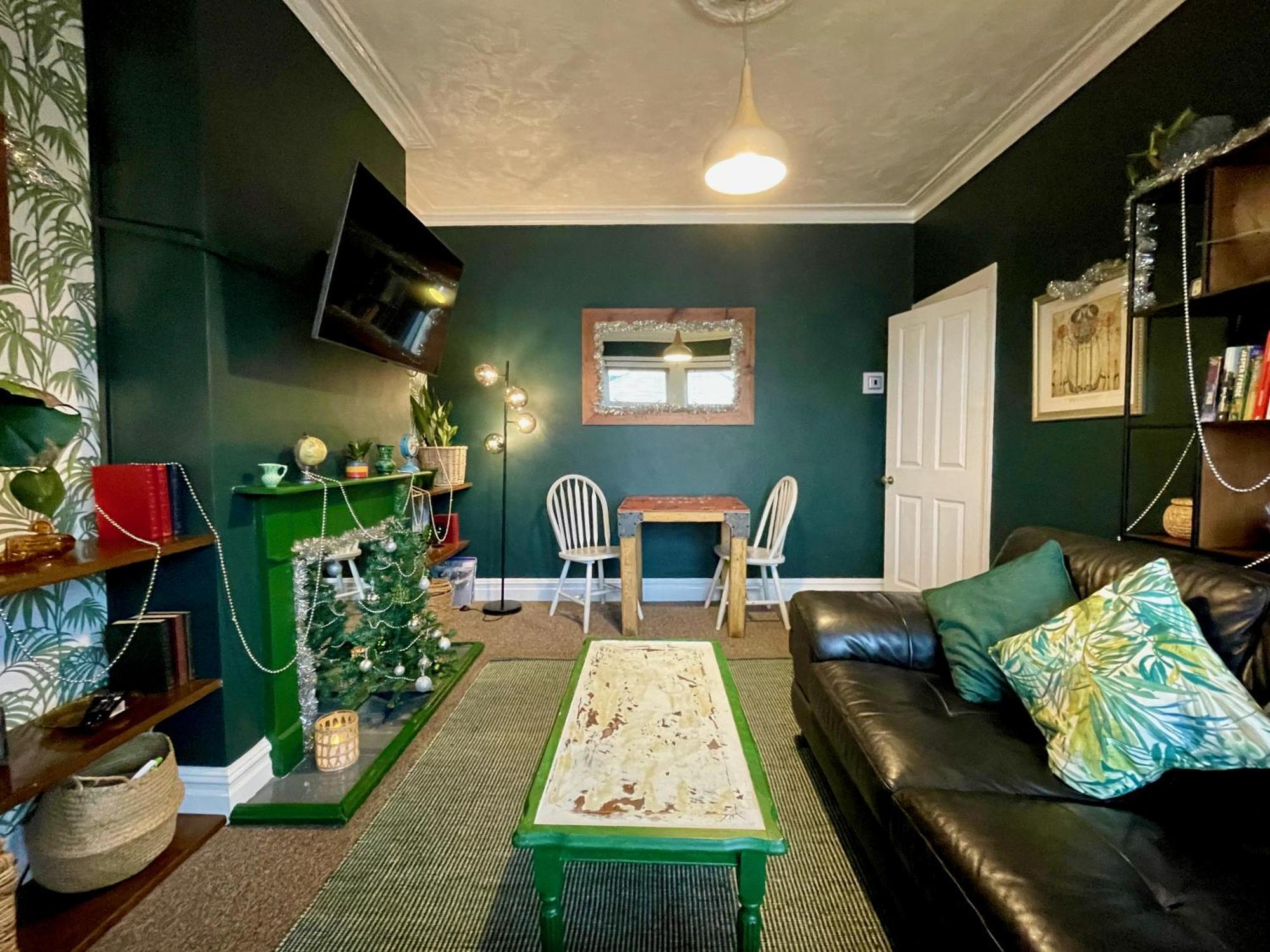 Stylish And Artistic Flat In Southend On Seaアパートメント エクステリア 写真